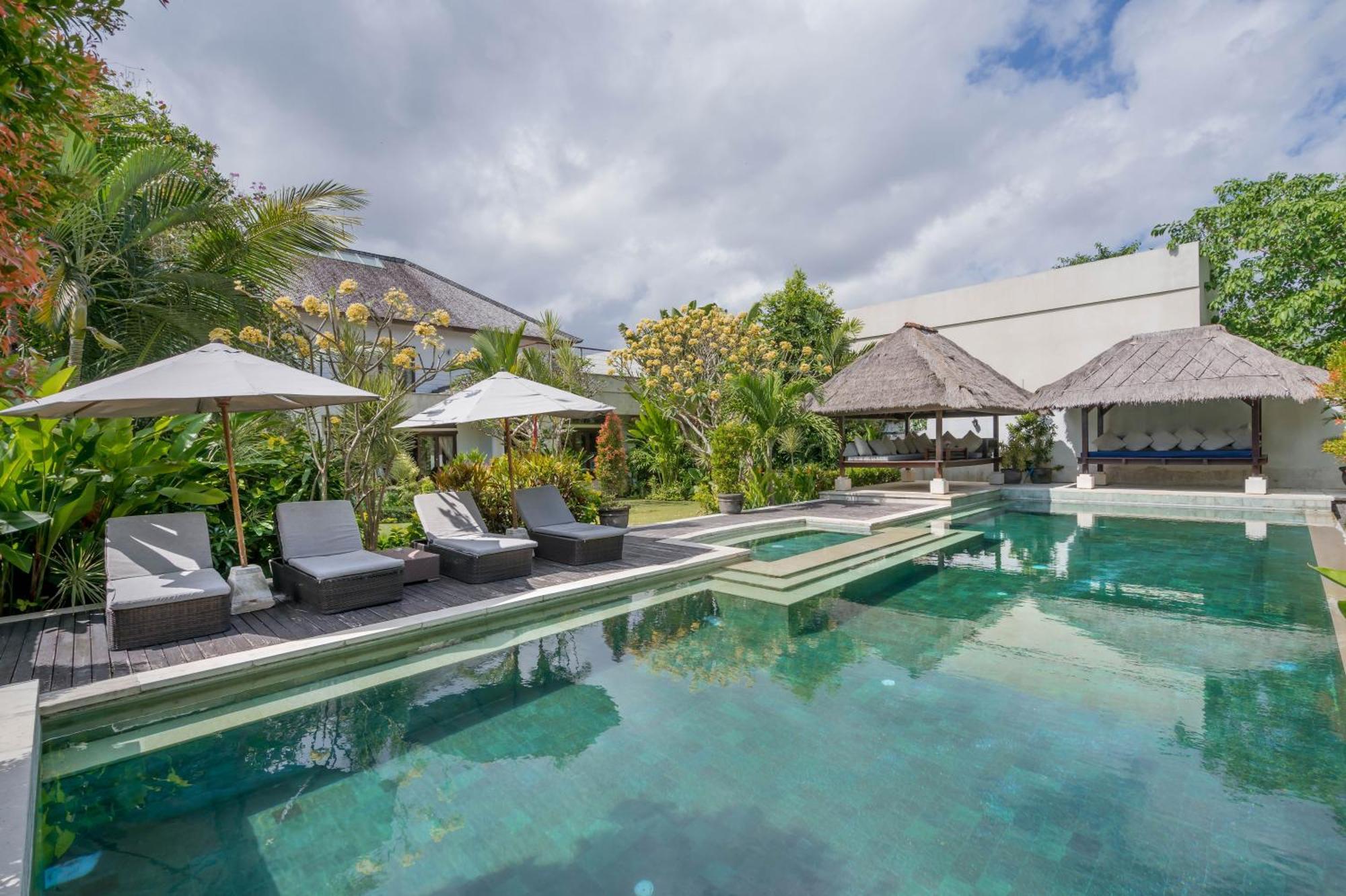 Villa Kaira Estate Canggu Dış mekan fotoğraf